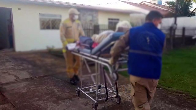 Idosa é socorrida pelo Siate no Pioneiros Catarinenses