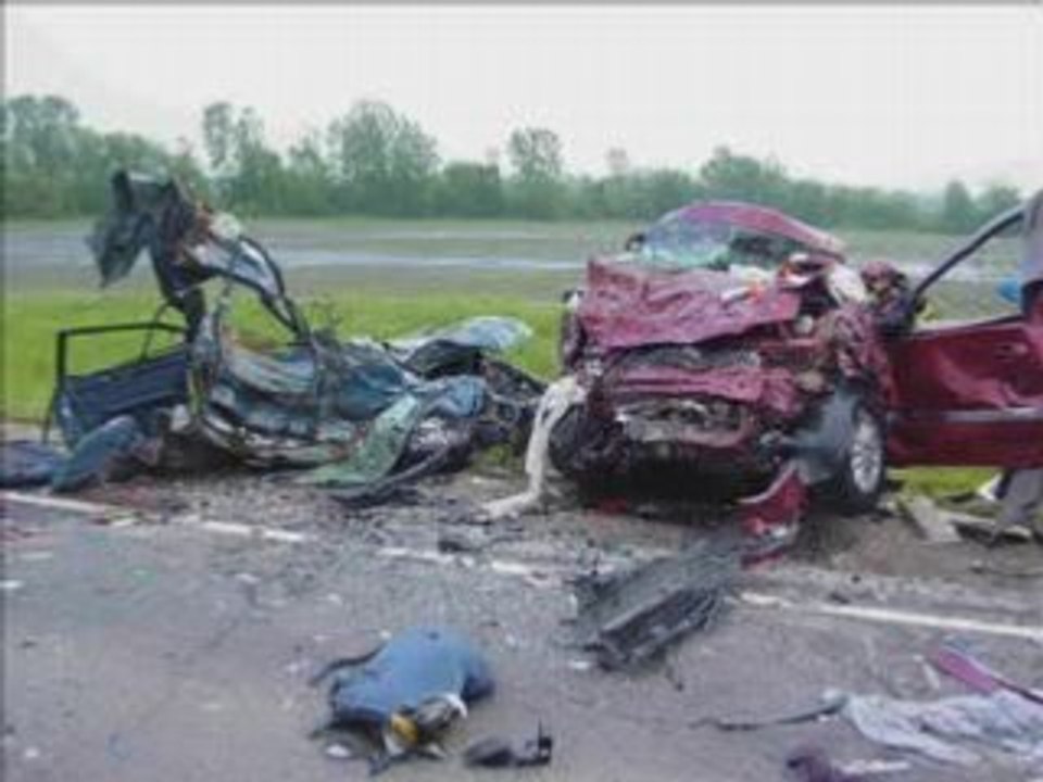 More Horrible Car Wrecks