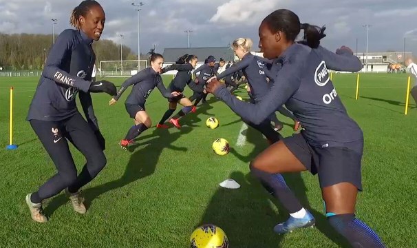 Corinne Diacre évoque le huis-clos pour France-Pays-Bas