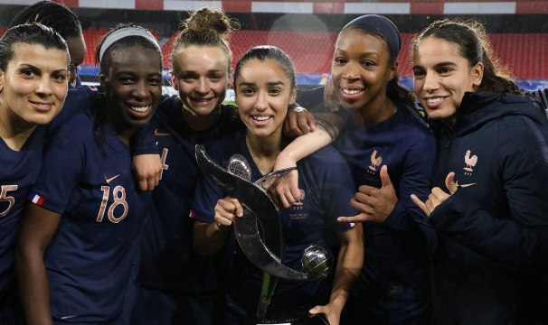 Joie et réactions après la victoire au Tournoi de France