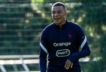 Les Bleus à l'échauffement