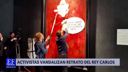 Activistas vandalizan el retrato oficial del rey Carlos III