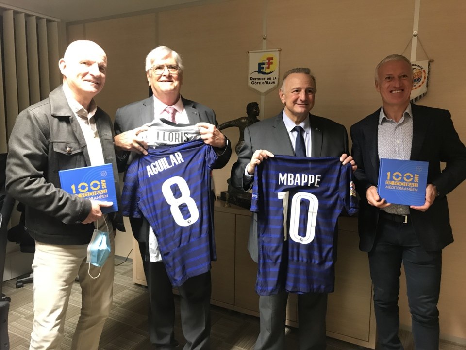 Didier Deschamps et Guy Stéphan au District de...