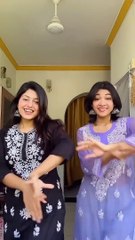 Dancing with my camera women Hum dono ma sa jada sunder kaun hai