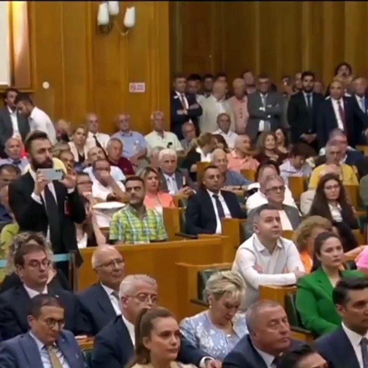 Müsavat Dervişoğlu grup toplantısı