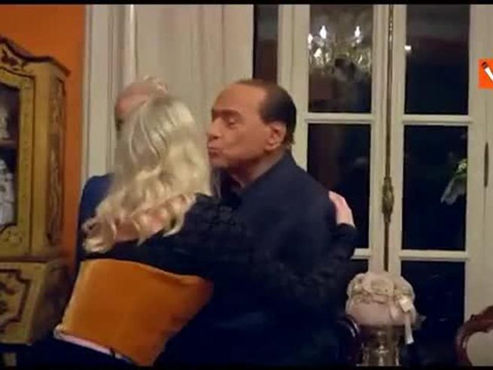Un anno fa moriva Berlusconi, le immagini della sua festa di compleanno del 2022