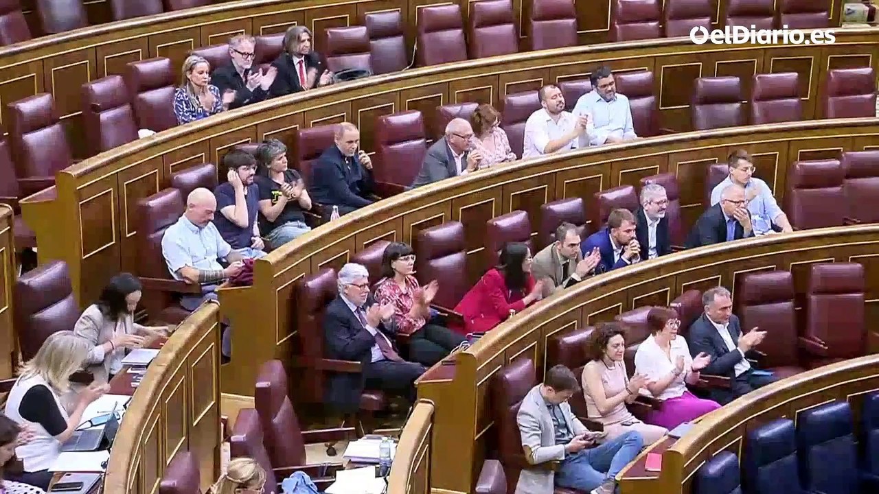 Yolanda Díaz: “Entre los datos y sus políticas falangistas, me quedo con los datos”