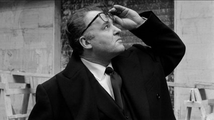 Main basse sur la ville