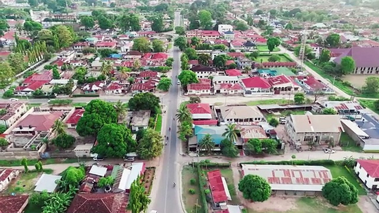 Amazing Local Village Markets on the way to Dar Es Salaam S7 EP.12 - Pakistan to South Africa- wildlens by abrar