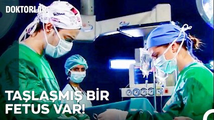 Ela İçin Gerçek Bir Ameliyat - Doktorlar