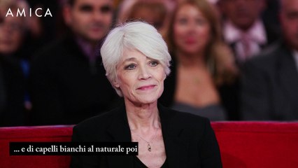 Françoise Hardy, icona di bellezza francese: la storia in un video