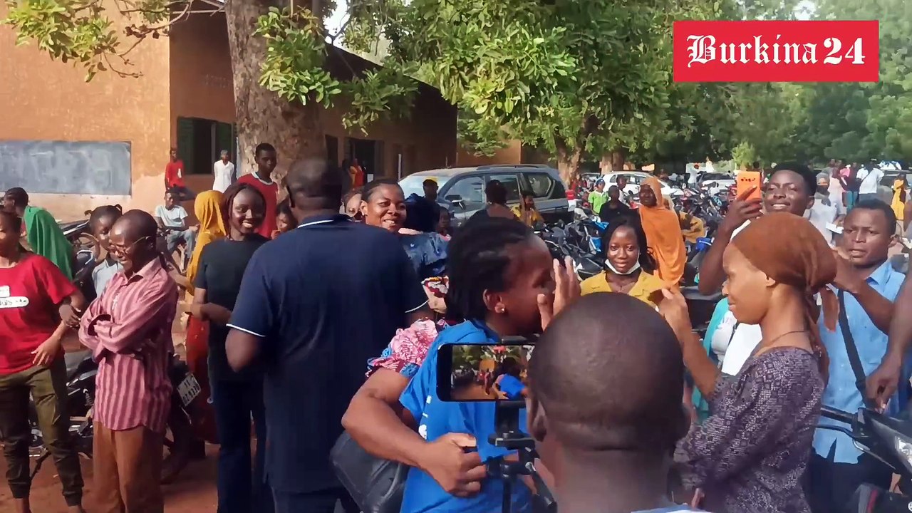 Résultats 1er tour BEPC 2024 : Ambiance au Lycée Marien de Ouaga