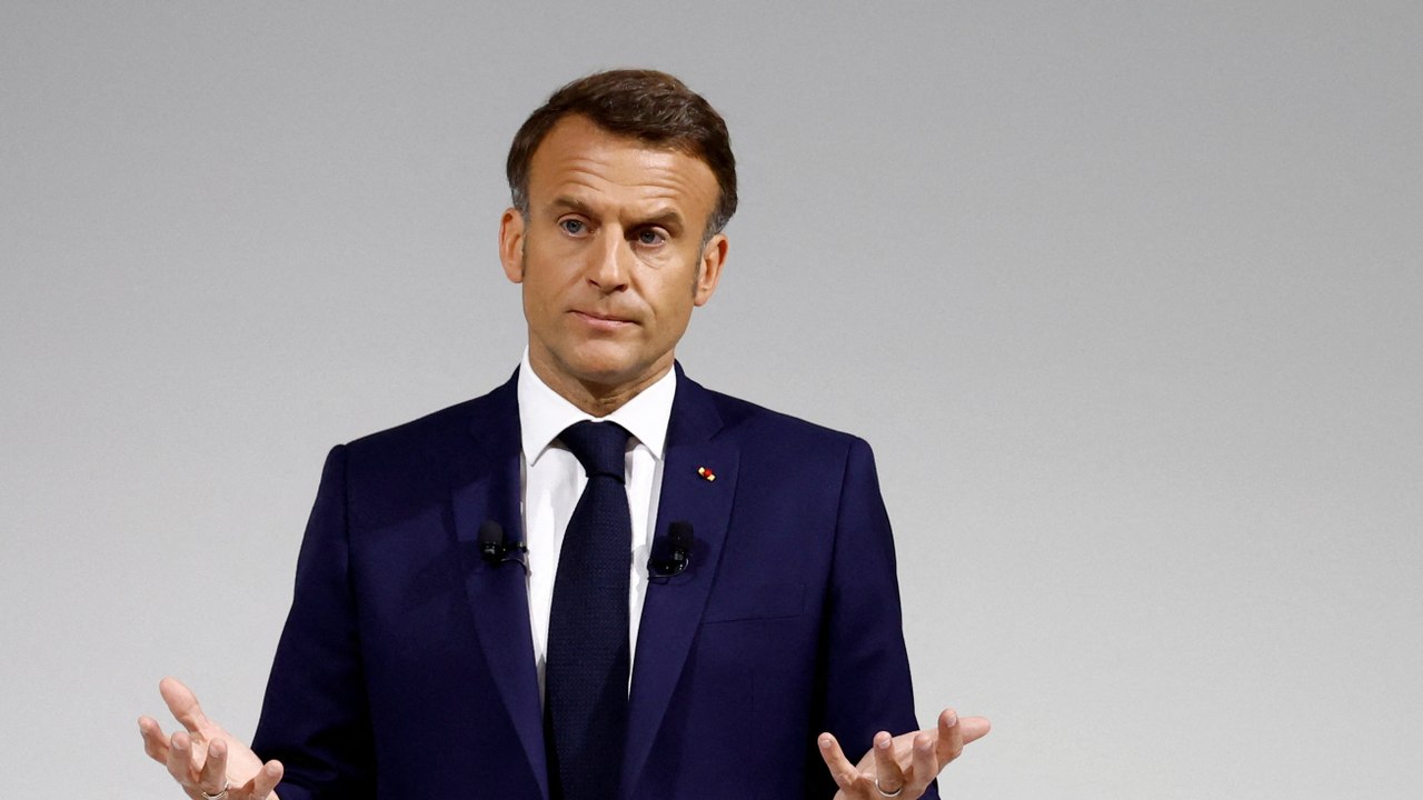 Macron, en su comparecencia para hablar sobre la convocatoria de elecciones legislativas: "Era necesaria una disolución para aclarar las cosas"