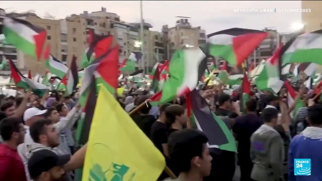 Israël sous une pluie de roquettes tirées du Liban après l'élimination d'un chef du Hezbollah