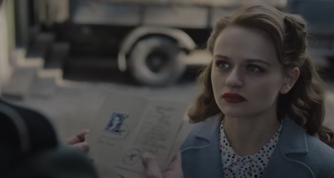 Sur les ailes de la chance (Disney+) : la bande-annonce de cette série poignante avec Joey King (VO)
