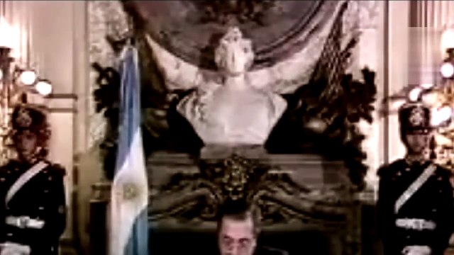 Raúl Alfonsín renuncia y traspaso del mando (1989)