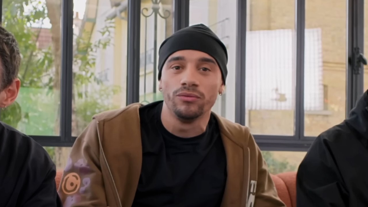 "Fafs de m**de" : Mister V appelle à faire barrage au RN aux législatives