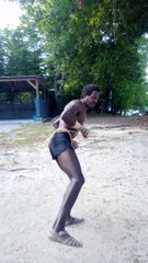 Kathaija wrestling. Le p'tit pas.