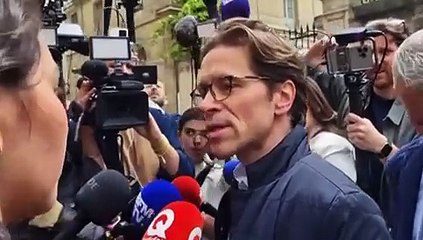 « S’il faut déloger Eric Ciotti même physiquement nous n’hésiterons pas à le faire » menace Geoffroy Didier (LR) #ericciotti #geoffroydidier #lesrepublicains #marinelepen #rassemblementnational