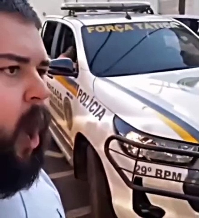 Tentenaorir - vídeos engraçados sirene de Polícia #11