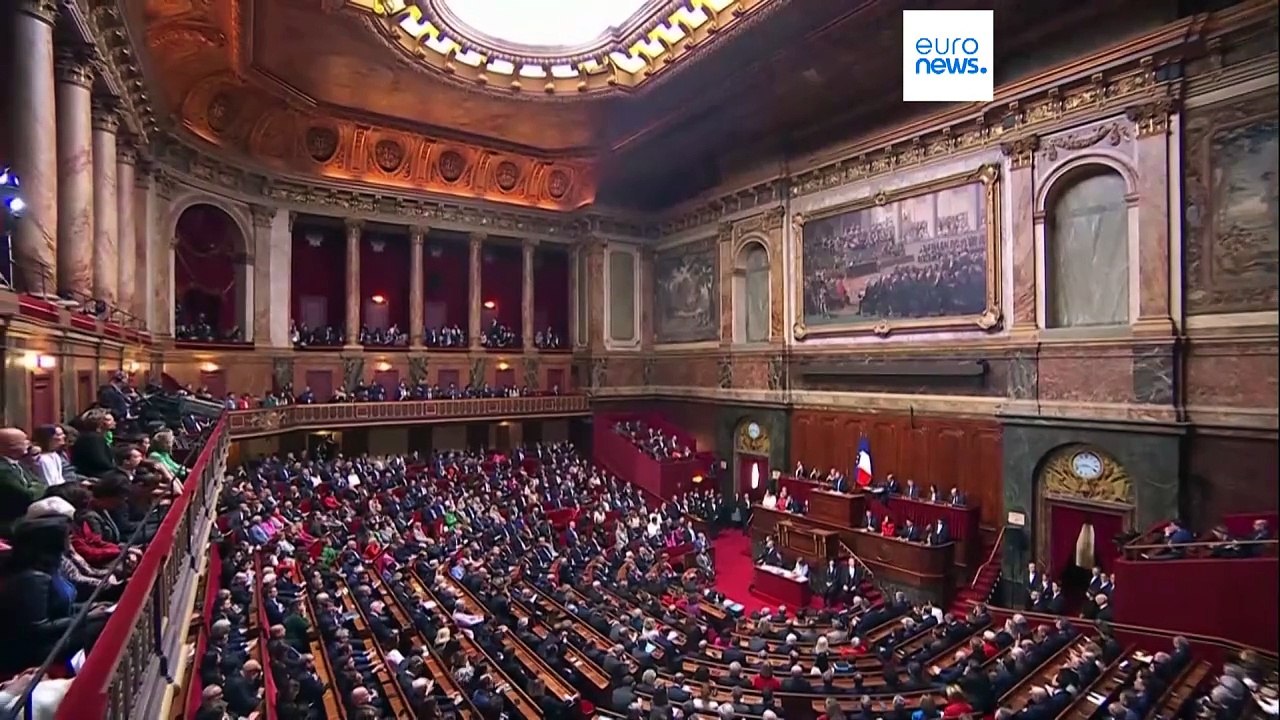 Präsident allein daheim: Macron will Extreme rechts und links bekämpfen, doch wer macht mit?