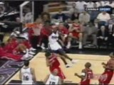 NBA BASKETBALL - Gerald Wallace- Dunk Monstrueux !!!