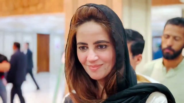 وزیر خزانہ کہتا ہے کہ مجھے نہیں معلوم کہ بجٹ کس نے بنائی فارم 47 والا وزیراعظم کہتا ہے کہ مجھے نہیں معلوم پپلز پارٹی کہتی ہے کہ ہمیں نہیں معلوم کہ یہ بجٹ کس نے بنائی ‏اس کا مطلب ہے کہ شہباز شریف کو کتاب لکھ کر دیاگیا ‏محترمہ زرتاج گل وزیر کی عوام دشمن