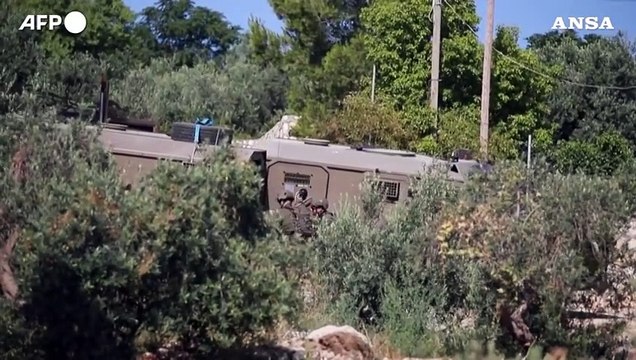 Cisgiordania, i veicoli militari israeliani fanno irruzione nel campo di al-Fara