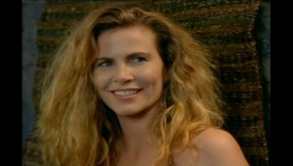 Does Actress Tawny Kitaen Resemble Harrison Ford & Geena Davis? While You Were Sleeping (1995)