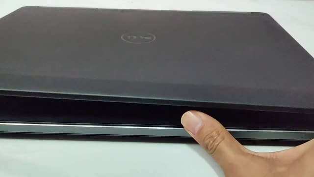 مراجعة لاب توب dell precision7520 intel xeon