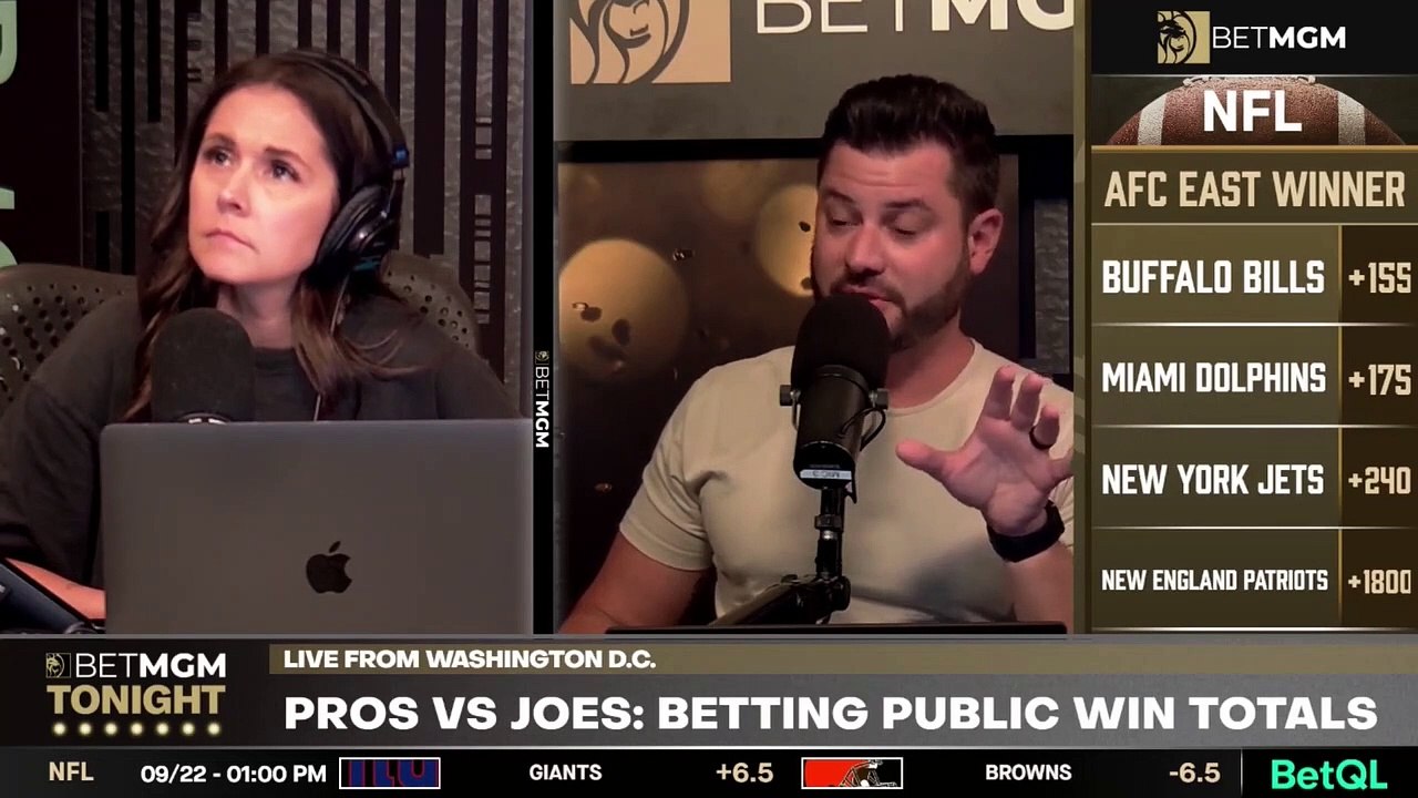 Betting public favorite win totals in the NFL