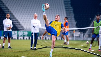 Tennis-ballon : victoire des Jaunes