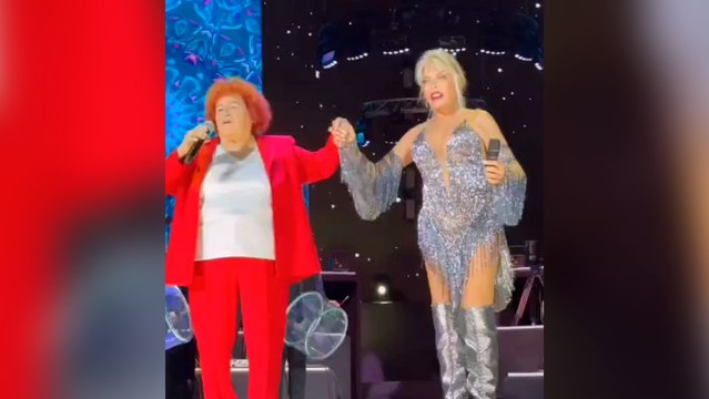 Ajda Pekkan ve Selda Bağcan'dan 'Sivas'ın yollarına' düeti
