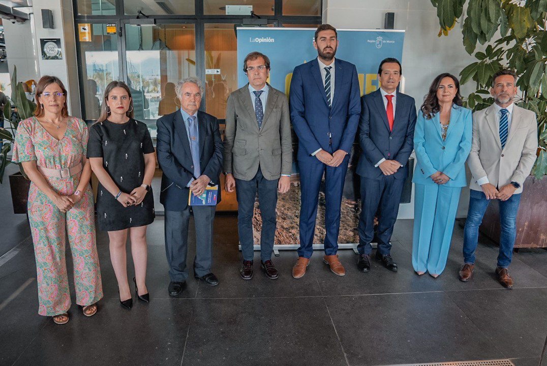 José Ángel Antelo reafirma la importancia del puerto de El Gorguel para Murcia