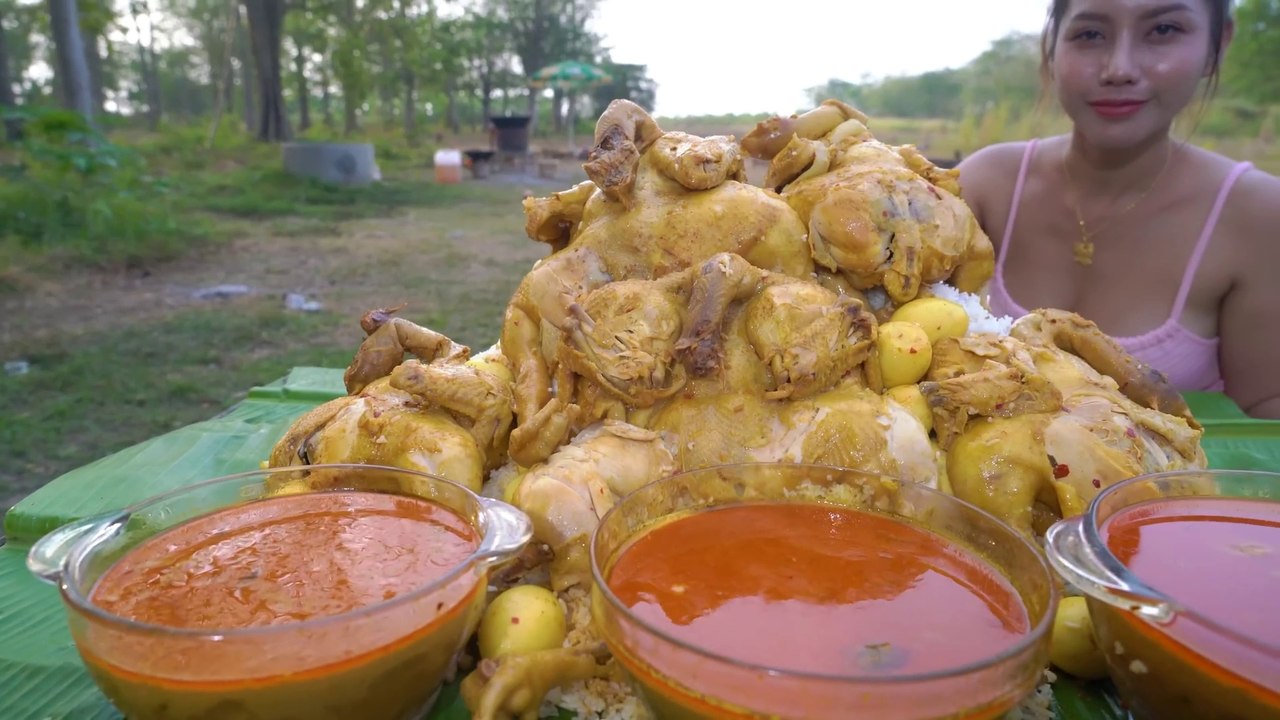 How to cook chicken curry with rice recipe and eat - Amazing video