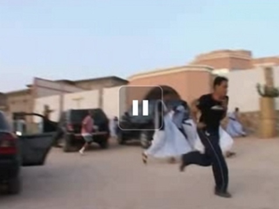 Des agents français ratent une chasse aux terroristes.1