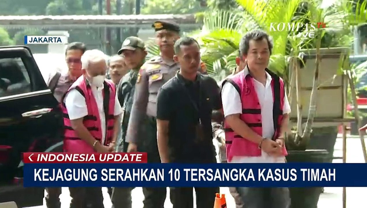Kejagung Serahkan 10 Tersangka dan Barang Bukti Dugaan Korupsi Kasus Timah