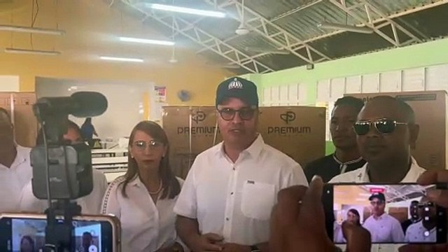 Ministro Igor Rodríguez regresa con más ayudas a provincias afectadas por las lluvias
