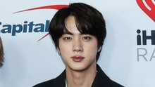BTSジン、兵役終了でファン1000人とハグ