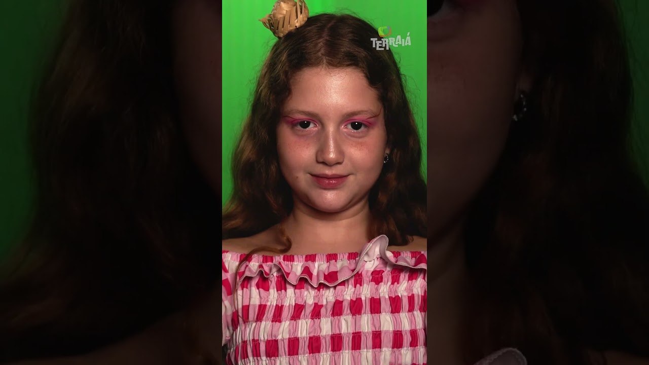 Dica de maquiagem e penteado infantil para o Sã...