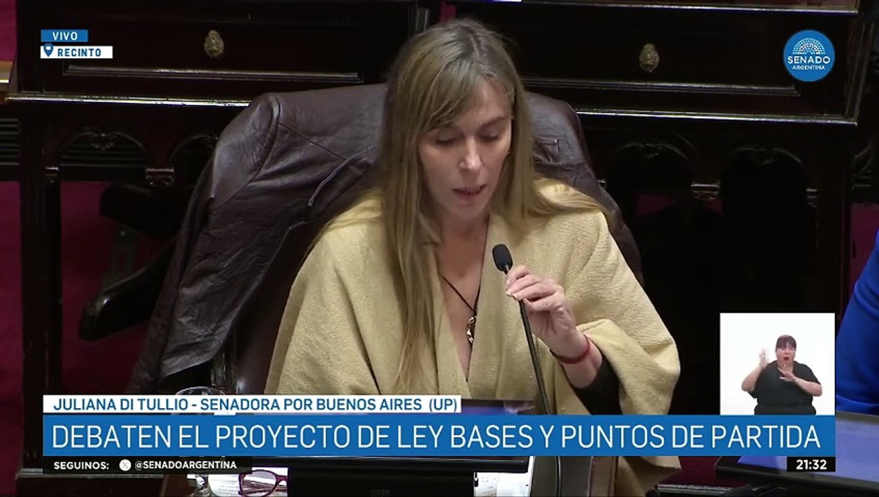 Juliana Di Tullio: "Es como si se hubiera normalizado que las extorsiones que han recibido muchos senadores fueran normales. No es normal"