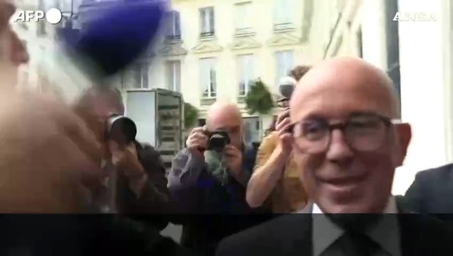 Elezioni Francia, Ciotti lascia la sede del Partito Repubblicano