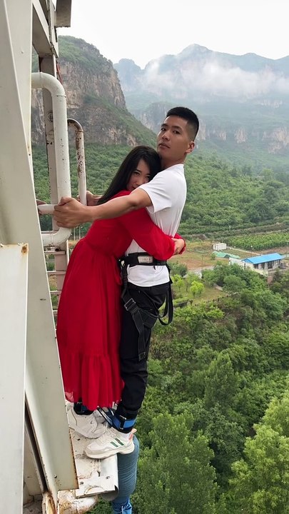 Bungee jump