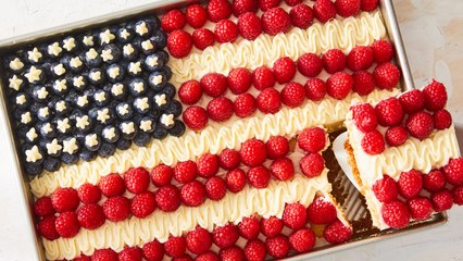 This Flag Cake Is A Requirement For Your Holiday Celebration