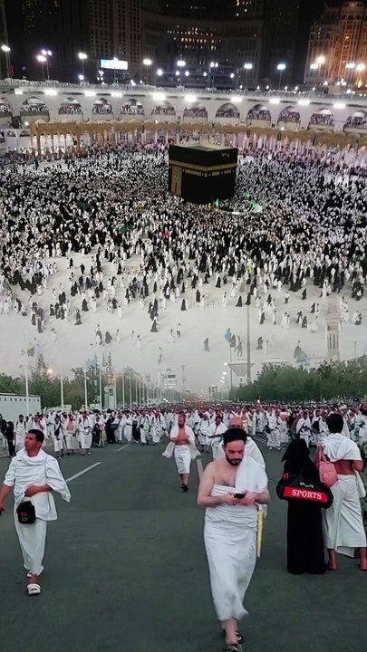 ya Allah hame bhi haj nasib farmana ☝️❤️ #rahman #alquran #dailymotionshort #viralshort