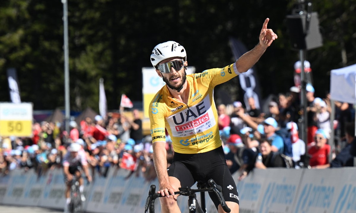 Cycling - Tour de Suisse 2024 - Stage 5 Highlights, victory for Adam Yates and UAE's demonstration