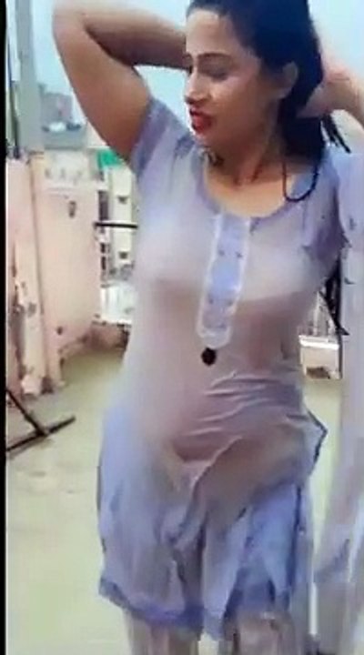 hot_Pakistani_girl_video_viral(360p)