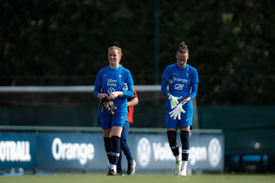 Entraînement exclusif avec les gardiennes de but