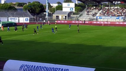 Pierre Leverton ouvre le score pour l'US Avranches !