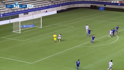 Le FC Versailles fait le break sur une grosse erreur du gardien